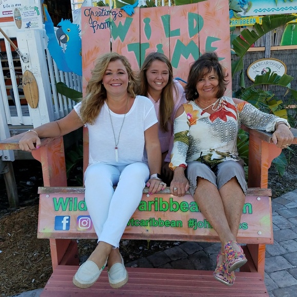 Meet your Posher, Linda - Picture 2 of 2